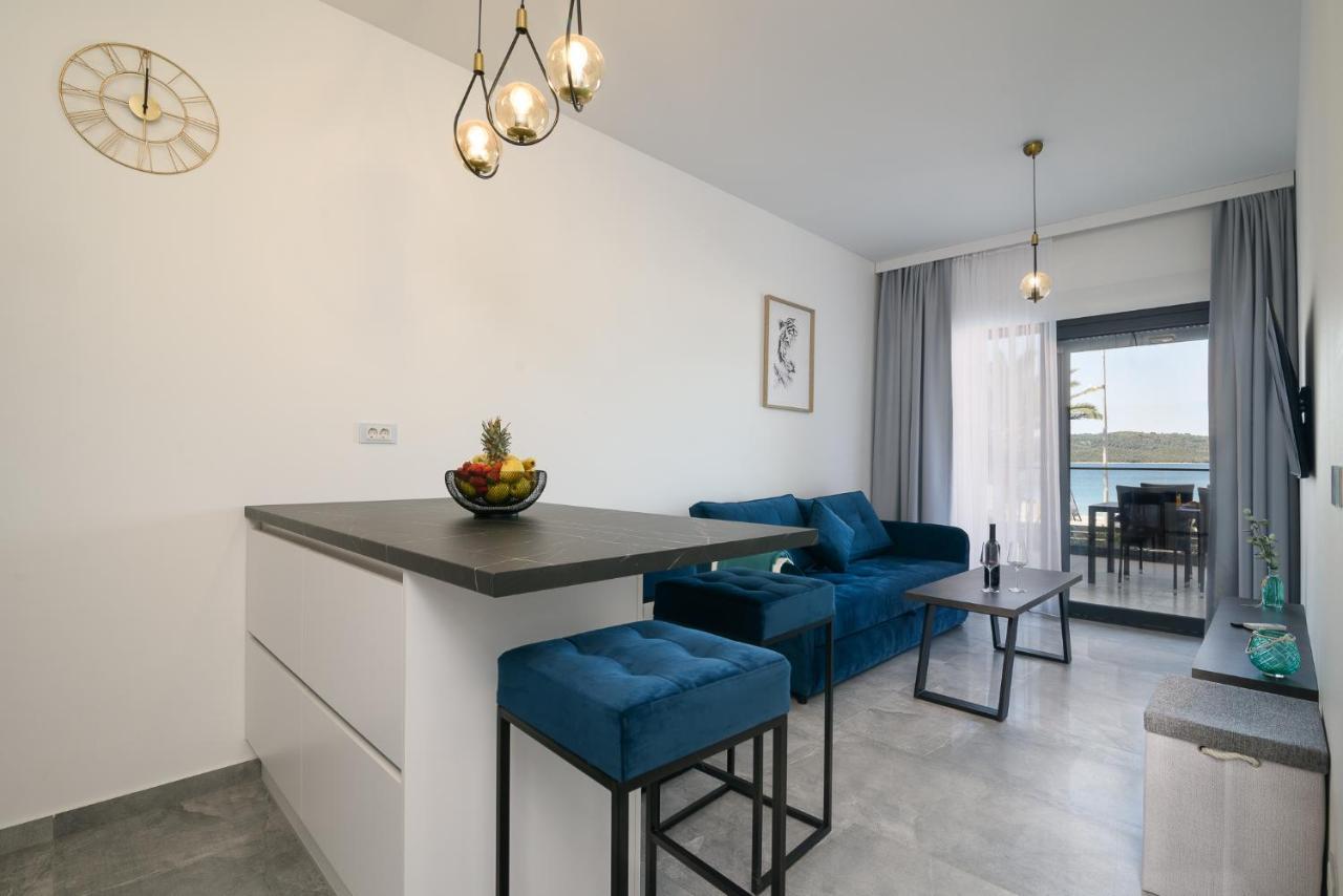 Апартаменты Palm Springs Трогир Экстерьер фото